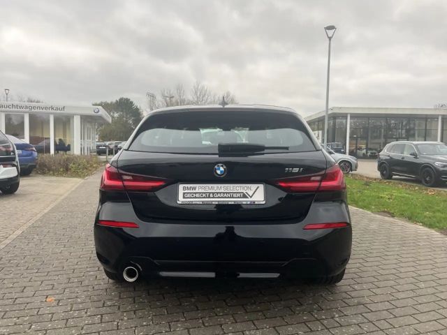 BMW 116 116i Advantage pakket Sedan