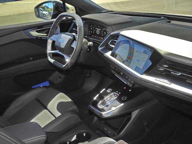 Audi Q4 e-tron SUV 45 e-tron Audi Q4 e-tron