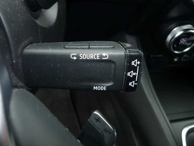 Renault Captur EDC Evolution TCe 140