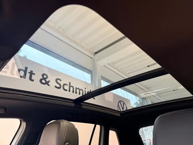 Volkswagen Tiguan 2.0 TSI R-Line