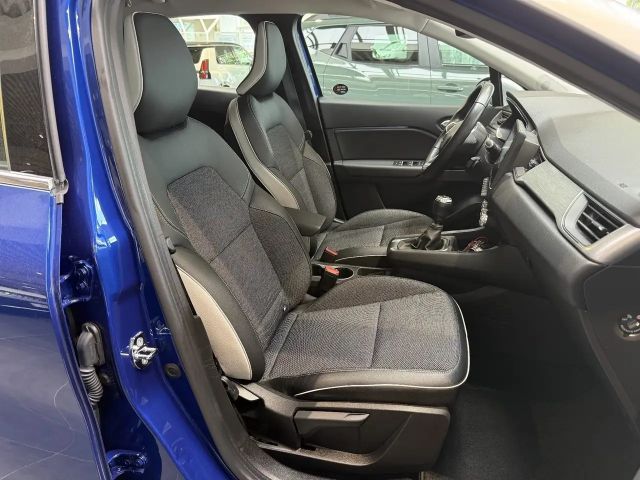 Renault Captur Intens TCe 140