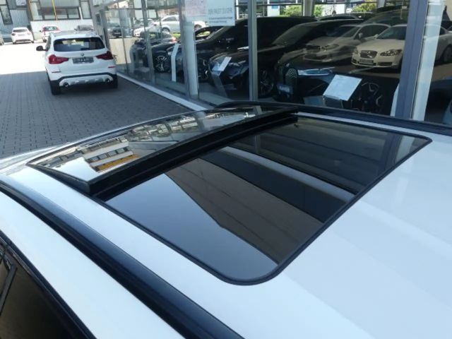 BMW 320 320i Touring