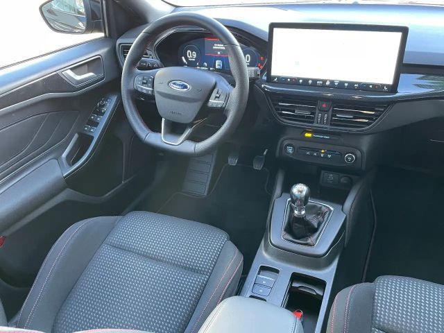 Ford Focus ST Line Wagon