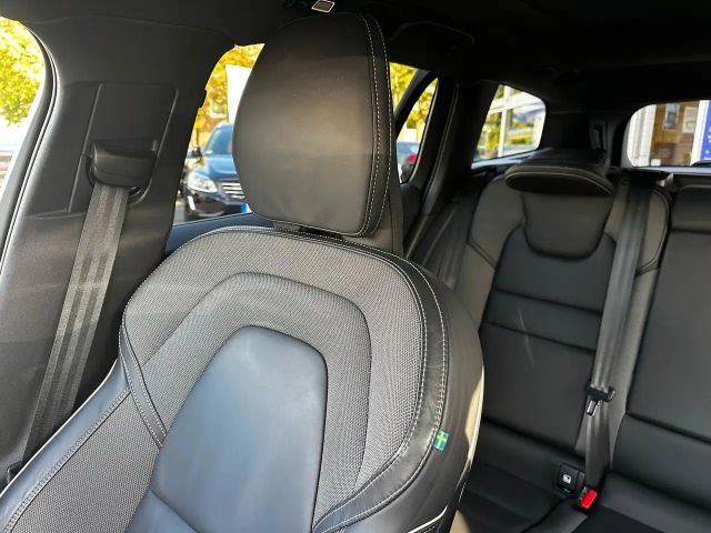 Volvo V60 AWD Dark Plus T8
