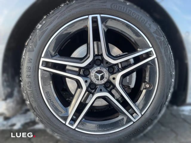 Mercedes-Benz A 200 AMG Line