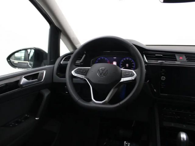 Volkswagen Touran DSG R-Line