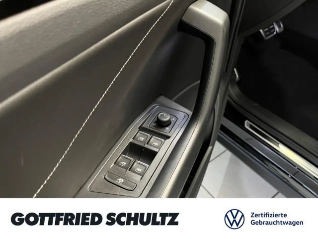 Volkswagen T-Roc 1.5 TSI DSG R-Line