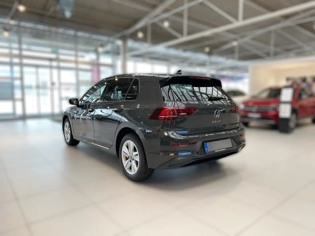 Volkswagen Golf DSG Life