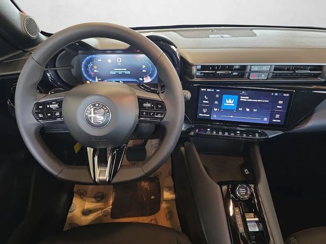 Alfa Romeo Junior Ibrida