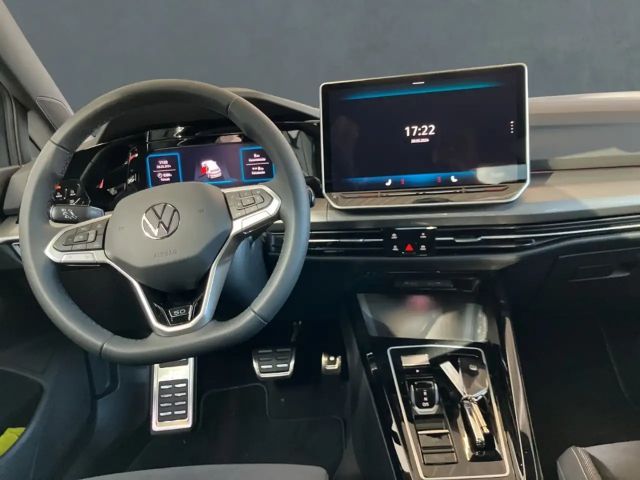 Volkswagen Golf 1.5 eTSI Golf VIII