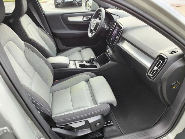 Volvo XC40 B3 Benzin ACC / BLIS / AHK