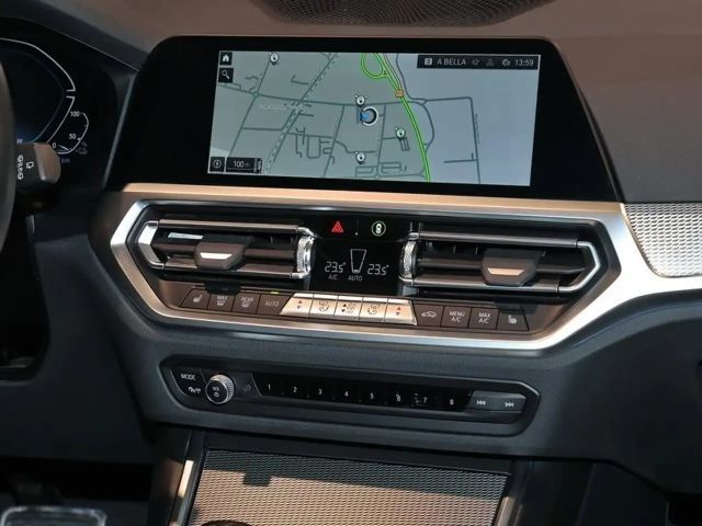 BMW 330 330e M-Sport Touring