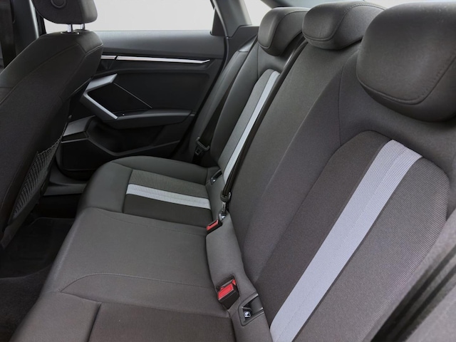 Audi A3 35 TFSI S-Tronic Sedan