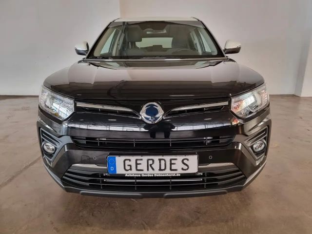 SsangYong Tivoli Fizz 1.5 P 6AT 2 WD "Neuwagen"