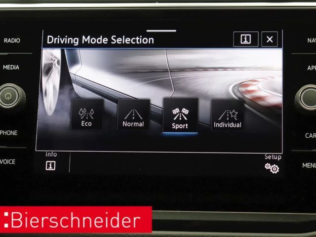 Volkswagen Tiguan 2.0 TDI DSG R-Line Style