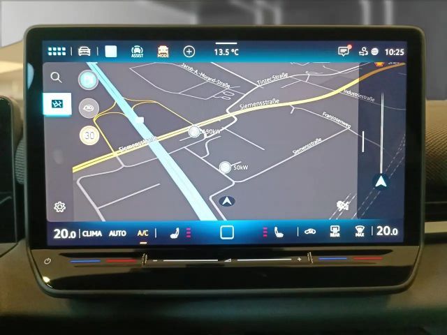 Volkswagen T-Roc 1.5 eTSI DSG R-Line