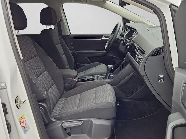 Volkswagen Touran 1.5 TSI DSG IQ.Drive R-Line