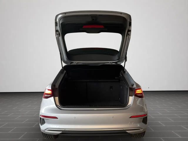 Audi A3 30 TFSI Sedan