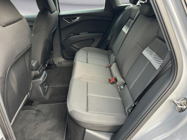 Audi Q4 e-tron SUV 45 e-tron Audi Q4 e-tron