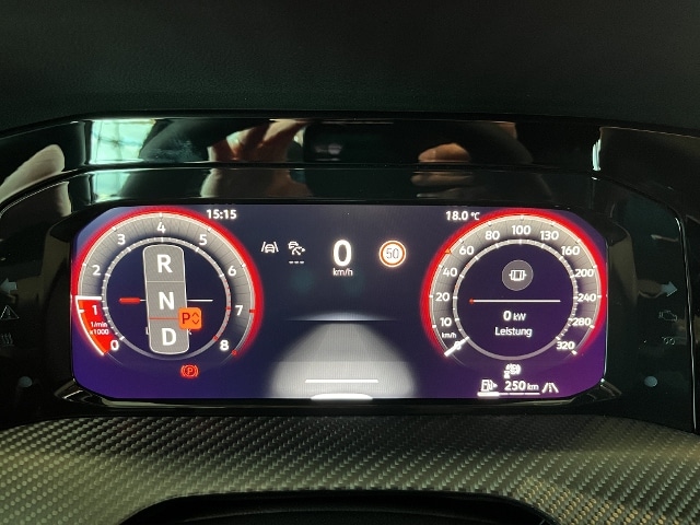 Volkswagen Golf 2.0 TSI 4Motion DSG