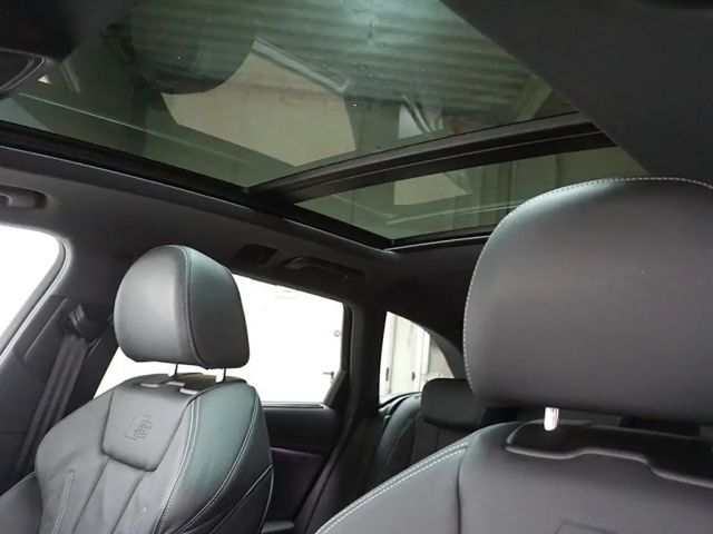 Audi A4 Quattro S-Tronic