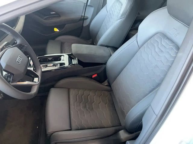 Audi A6 e-tron Quattro