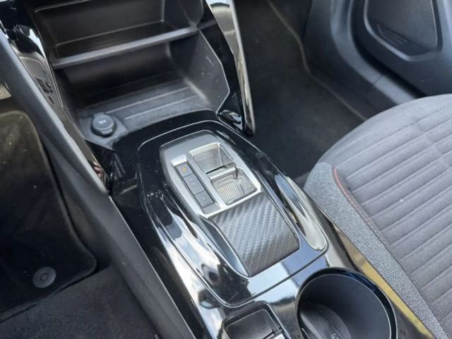 Peugeot E-2008 Active Pack
