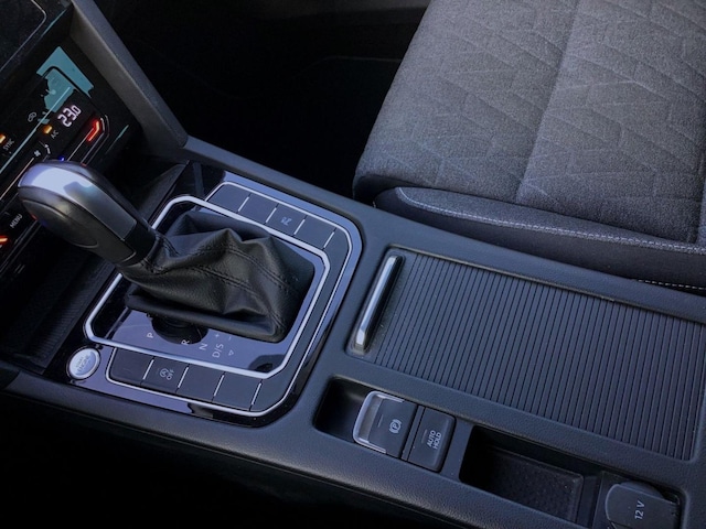 Volkswagen Passat 2.0 TDI Business DSG Variant