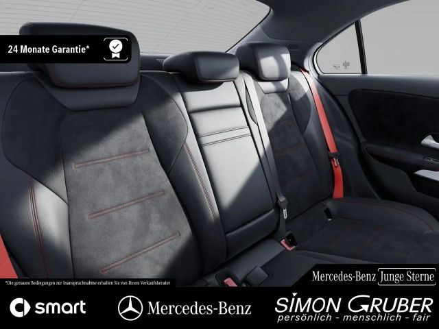 Mercedes-Benz A 35 AMG 4MATIC AMG Line