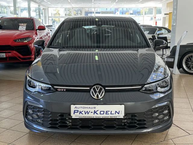 Volkswagen Golf GTI Style