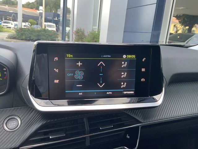 Peugeot E-2008 Style