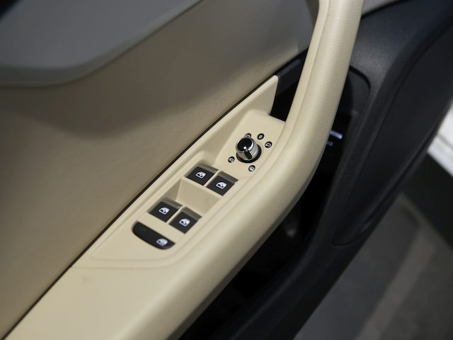 Audi A4 35 TFSI Avant S-Line S-Tronic