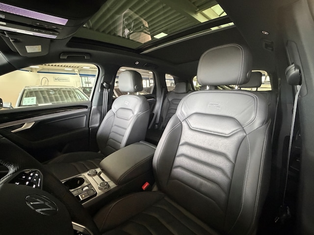 Volkswagen Touareg 4Motion R-Line