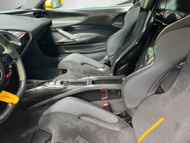 Ferrari SF90 Assetto Fiorano Stradale