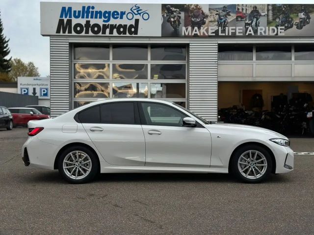 BMW 330 330i M-Sport Sedan xDrive