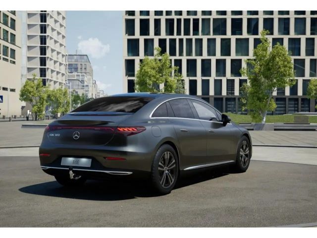 Mercedes-Benz EQE 300 Sedan