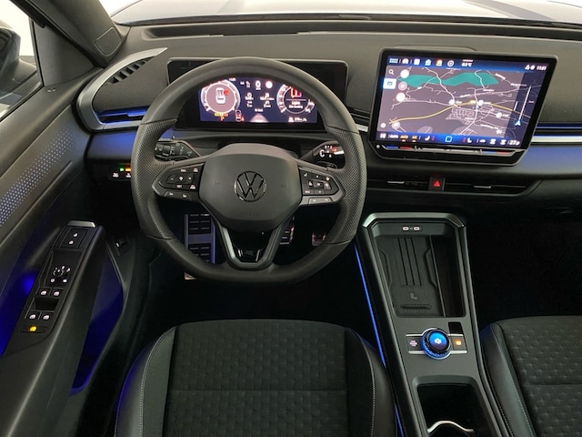 Volkswagen T-Roc 1.5 eTSI DSG R-Line