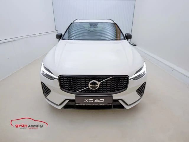 Volvo XC60 AWD Dark Plus T6