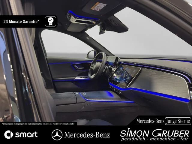 Mercedes-Benz E 220 AMG Line E 220 d Sedan