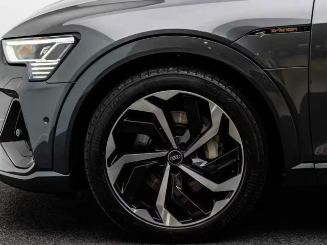 Audi e-tron 55 S-Line