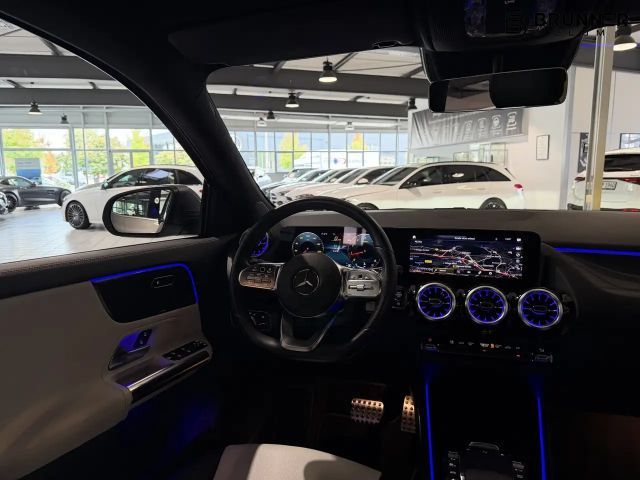 Mercedes-Benz GLA 200 AMG Line Premium