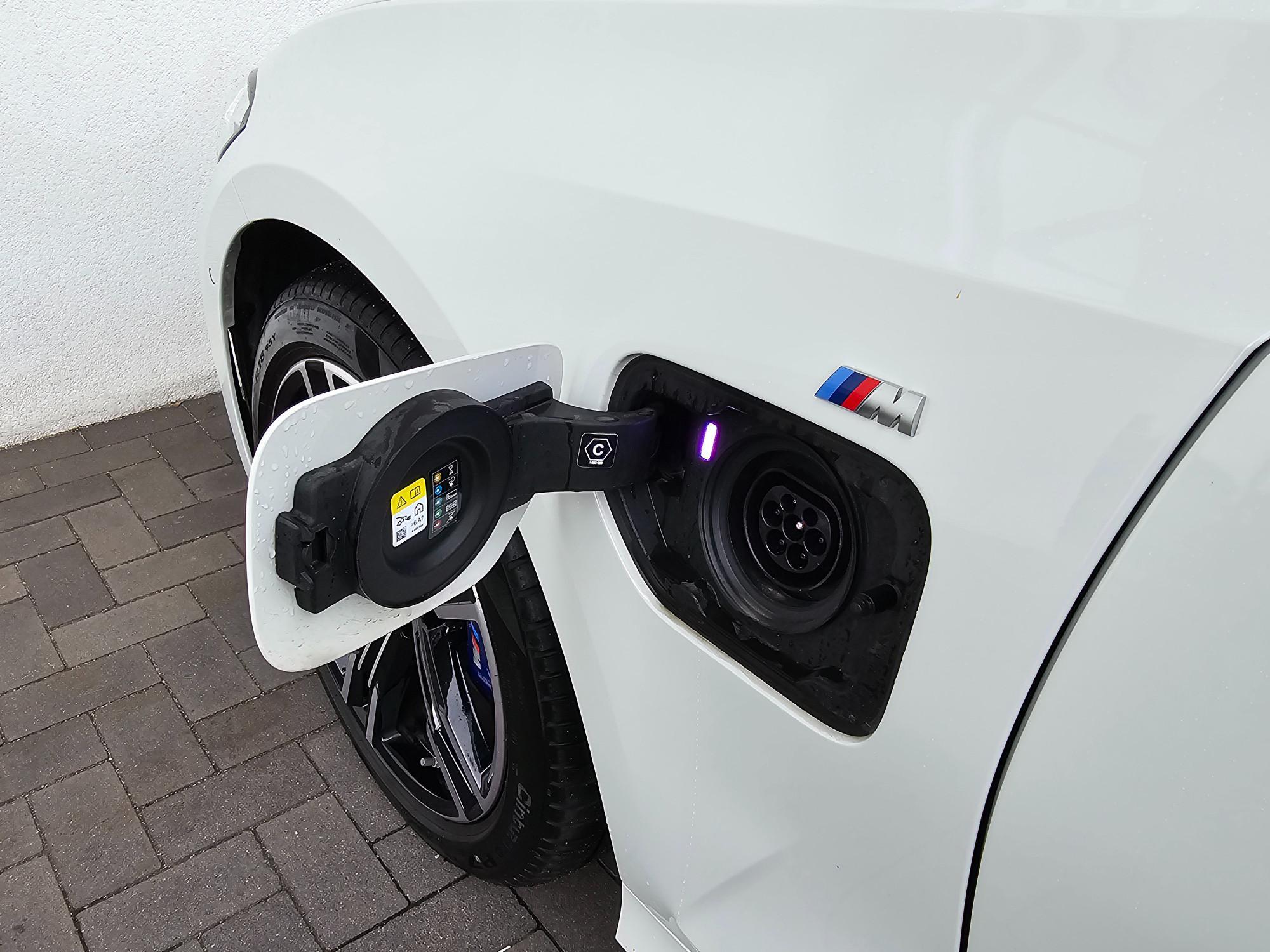 BMW 330 330e Touring