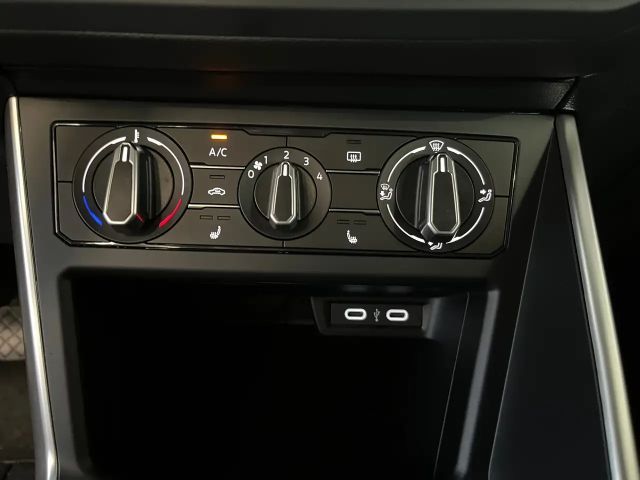 Volkswagen Polo 1,0 TSI Life LED APP_CONNECT_ SPURHALTE