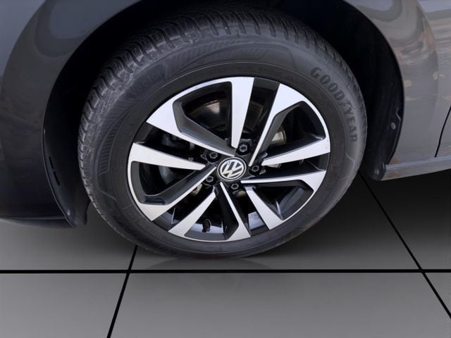 Volkswagen Golf 2.0 TDI DSG