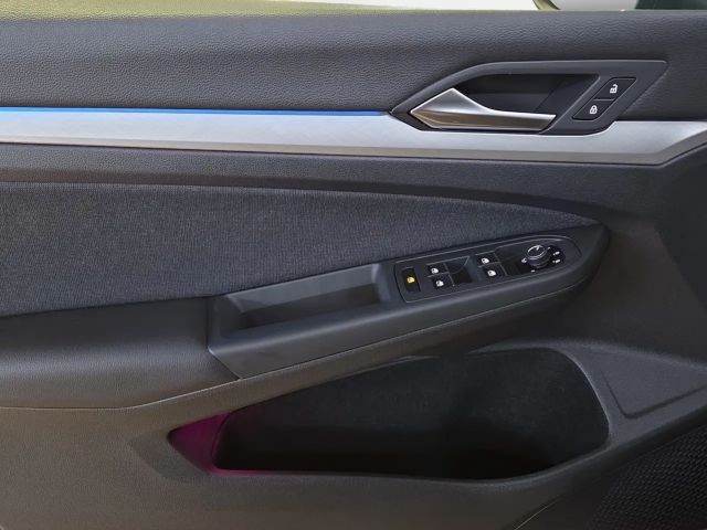 Volkswagen Golf 2.0 TDI DSG Life Variant