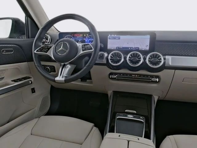 Mercedes-Benz EQB 300