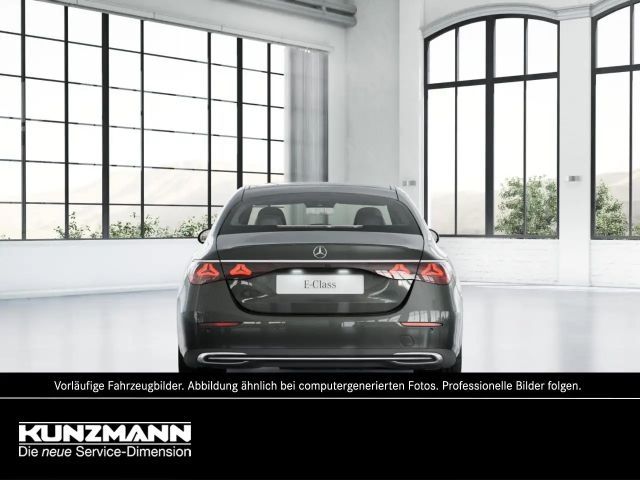 Mercedes-Benz E 220 AVANTGARDE E 220 d Sedan