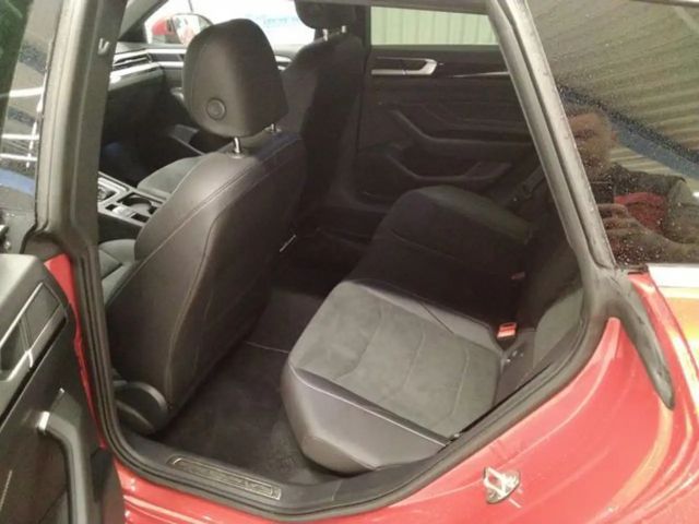 Volkswagen Arteon 2.0 TSI IQ.Drive R-Line