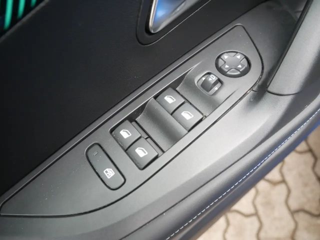 Peugeot E-2008 Allure Pack