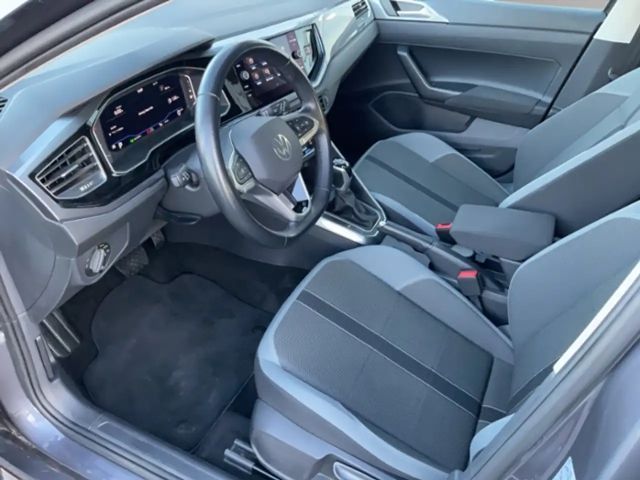 Volkswagen Polo 1.0 TSI DSG Style